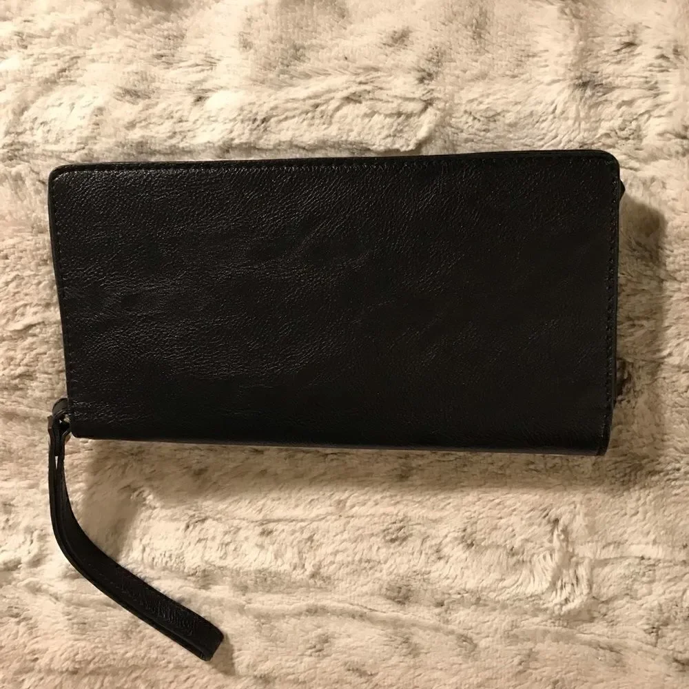 𝅺: : THE LIMIED Black Studded Clutch Wristlet : :